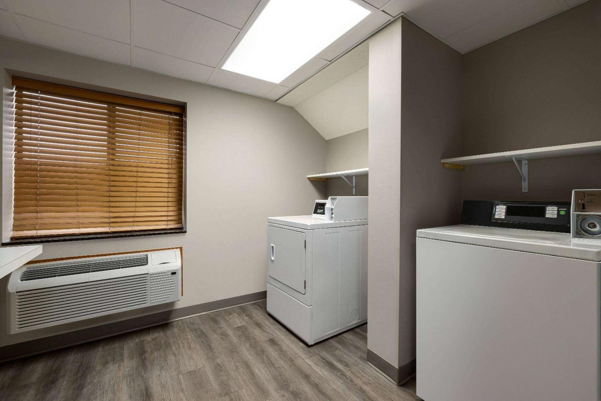 Americinn By Wyndham Lincoln South Bagian luar foto