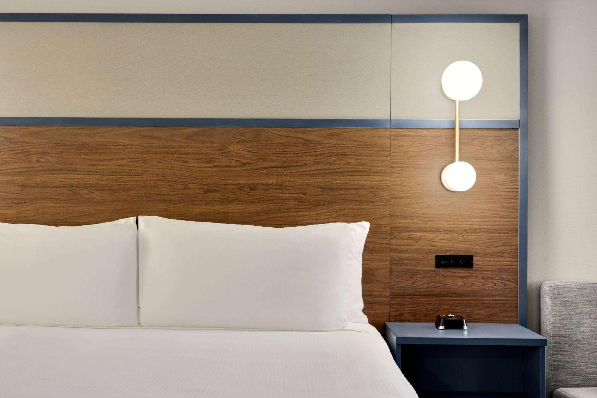 Americinn By Wyndham Lincoln South Bagian luar foto